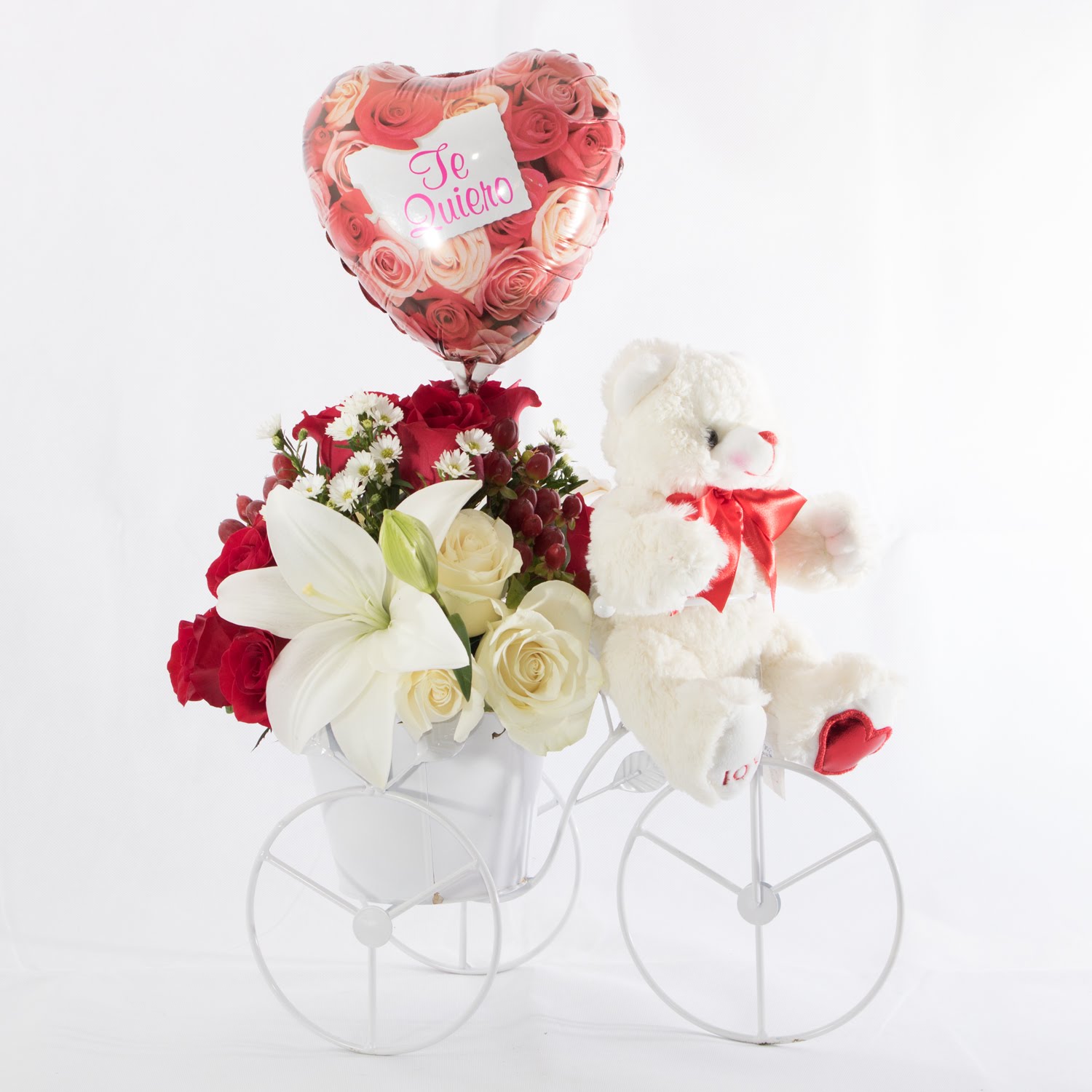 CBE013 – ARREGLO FLORAL CON BICICLETA