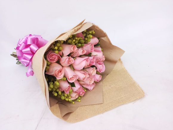 BOU020 - BOUQUET DE ROSAS - Imagen 2