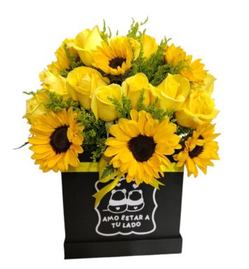 GIR024 - ROSAS VARIOS COLORES Y GIRASOLES EN CAJA DE LUJO