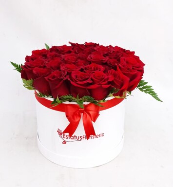 AMR0150 - ROSAS EN CAJA DE LUJO